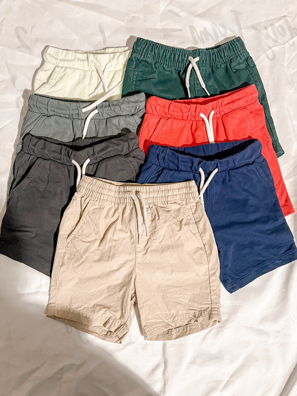 Set of Seven Old Navy Toddler Drawstring Shorts in a Variety of Colors Size 2T